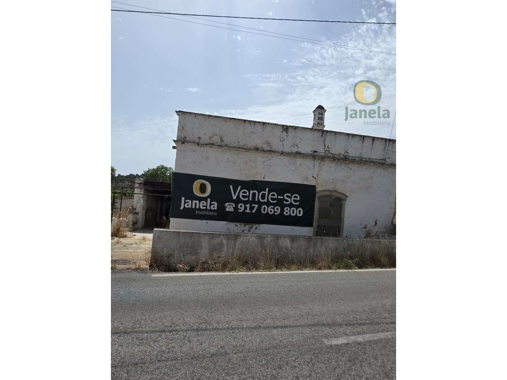 Moradia para restaurar, ou para fazer nova casa - Grande imagem: 3/7