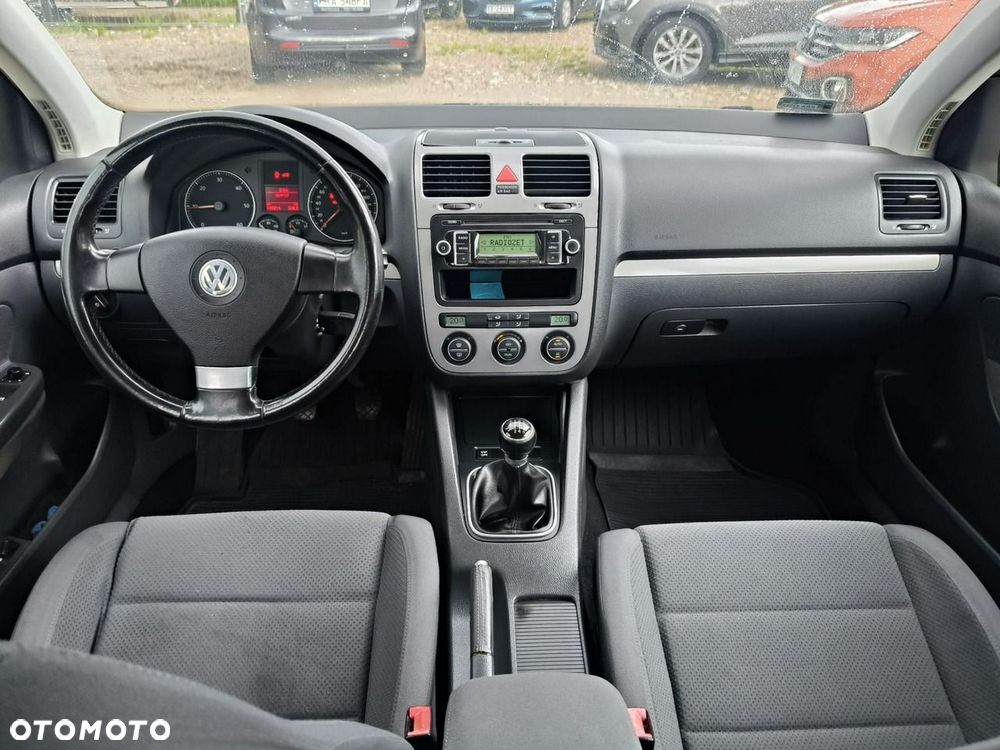 Volkswagen Golf - 12