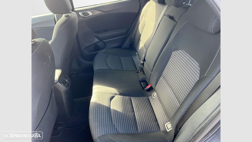 Kia XCeed 1.0 T-GDI Drive - 19