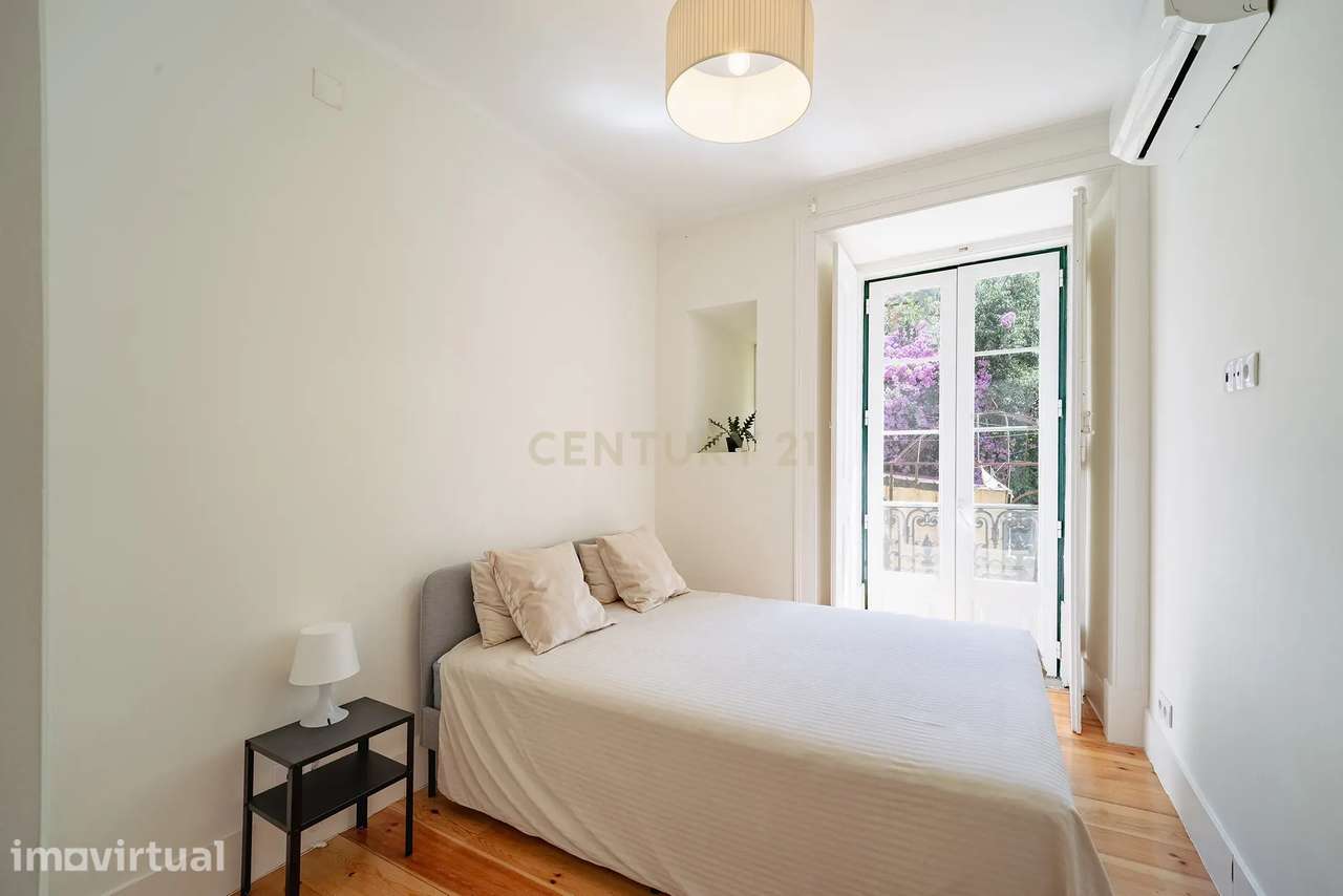 Apartamento T3 para Arrendamento – Rua de São Bento - Grande imagem: 2/27