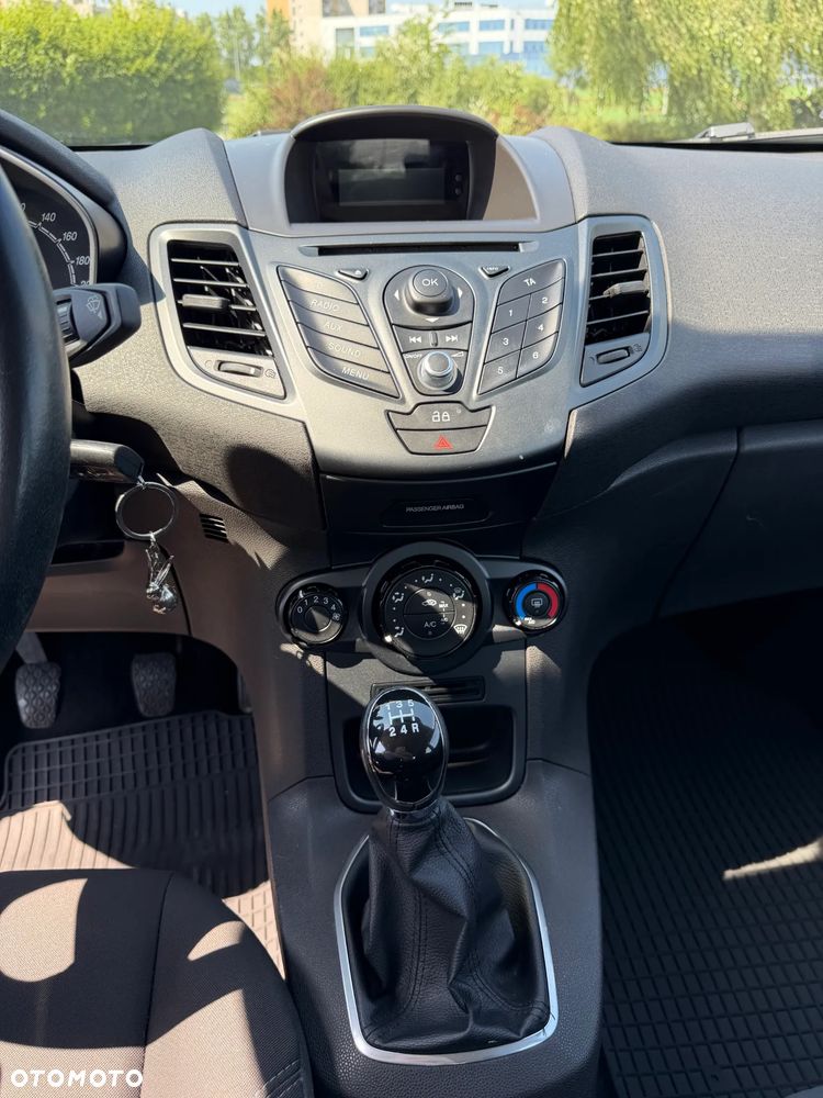 Ford Fiesta 1.25 Trend - 21