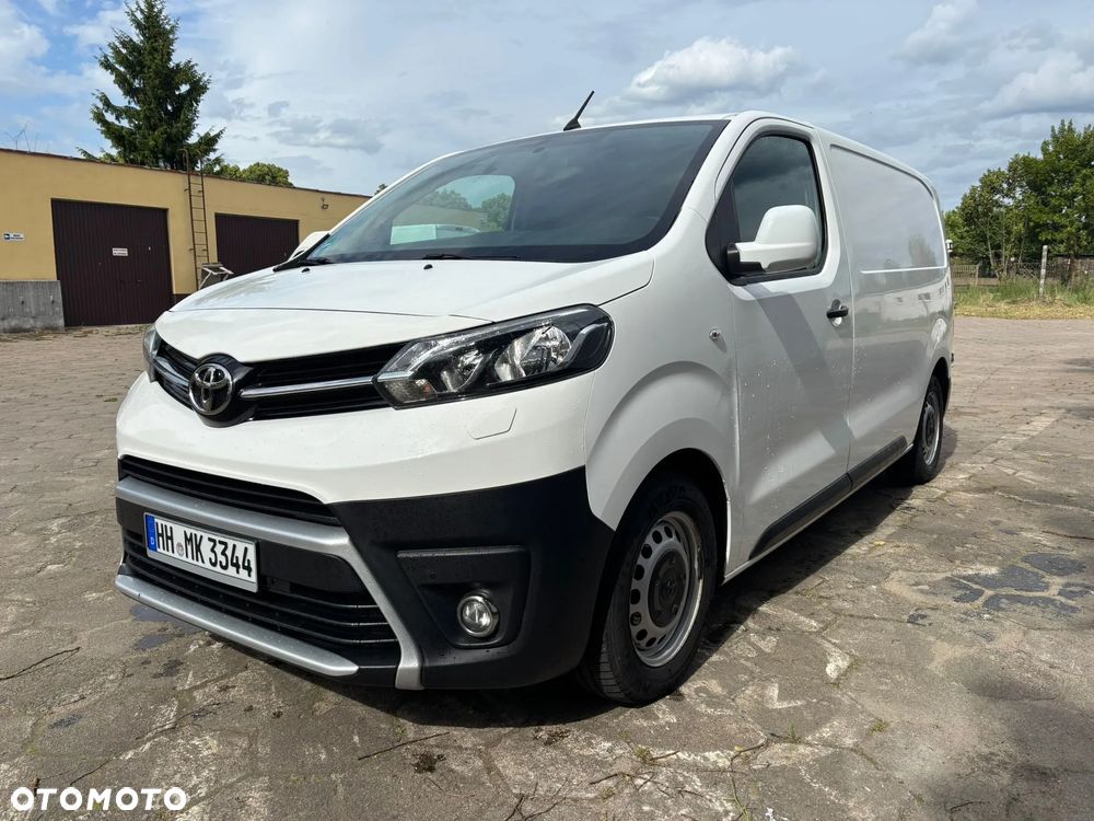 Toyota Proace - 1