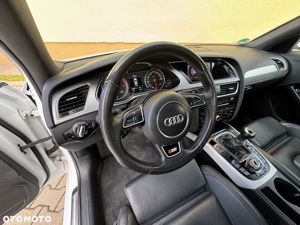 Audi A4 Limousine 2.0 TDI DPF S line Sportpaket - 16