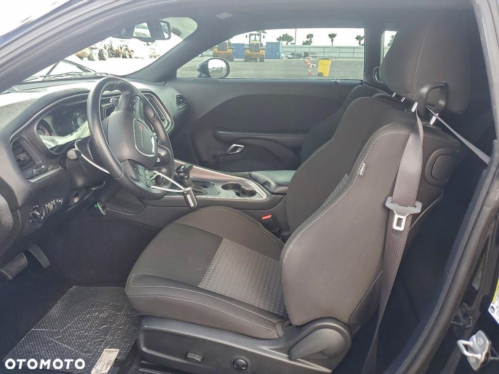 Dodge Challenger 3.6 GT AWD - 8