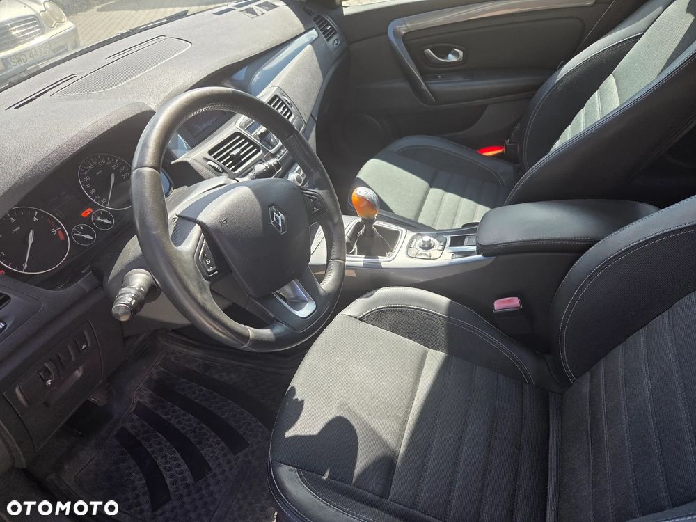 Renault Laguna - 5
