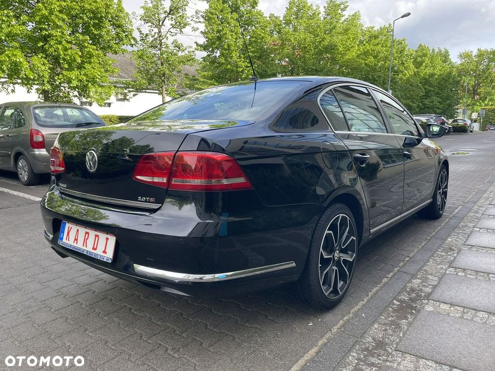 Volkswagen Passat - 5