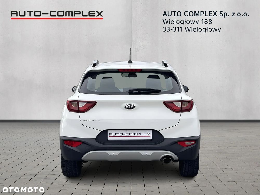 Kia Stonic 1.4 L - 4