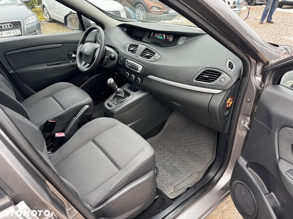 Renault Scenic 1.6 16V Expression - 24