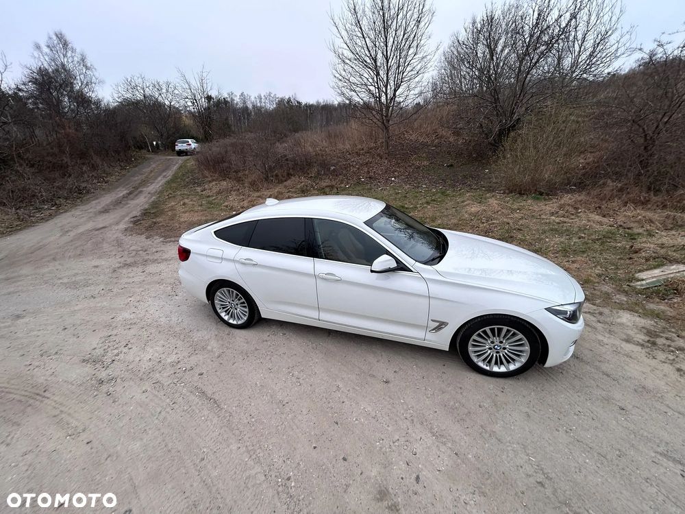 BMW 3GT 320d Luxury Line - 10