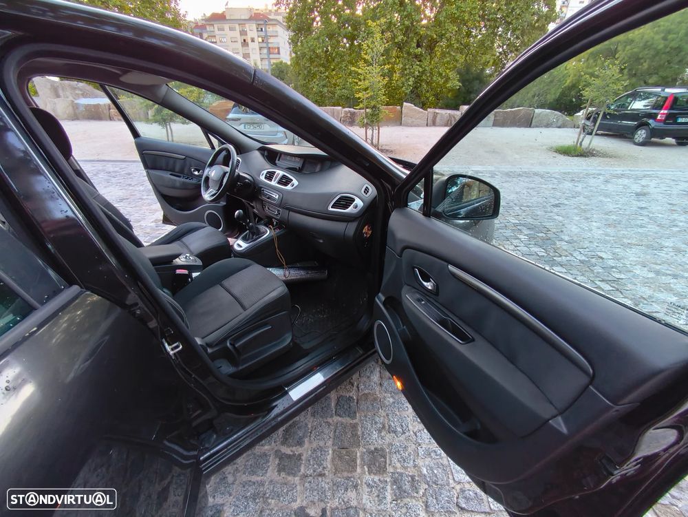 Renault Grand Scénic 1.5 dCi Dynamique S 7L - 15