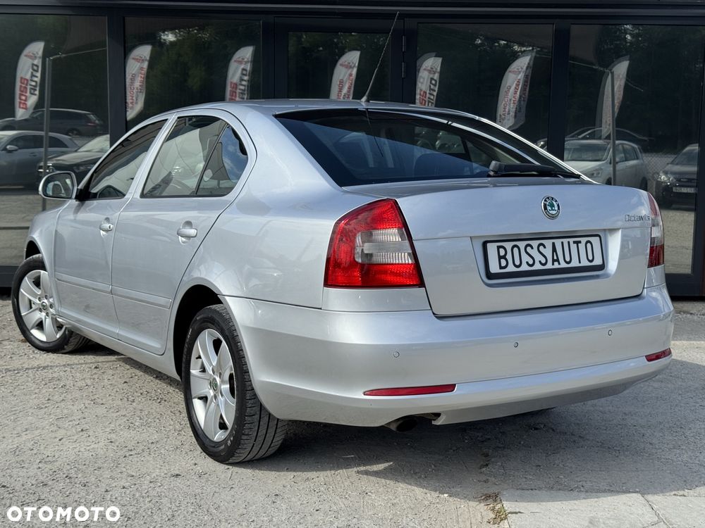 Skoda Octavia 1.6 TDI DPF DSG Classic - 5