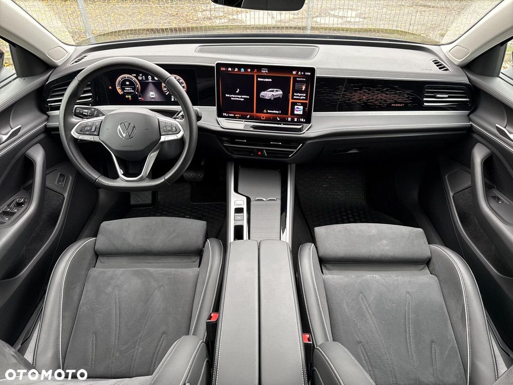 Volkswagen Passat 2.0 TDI SCR Elegance DSG - 13