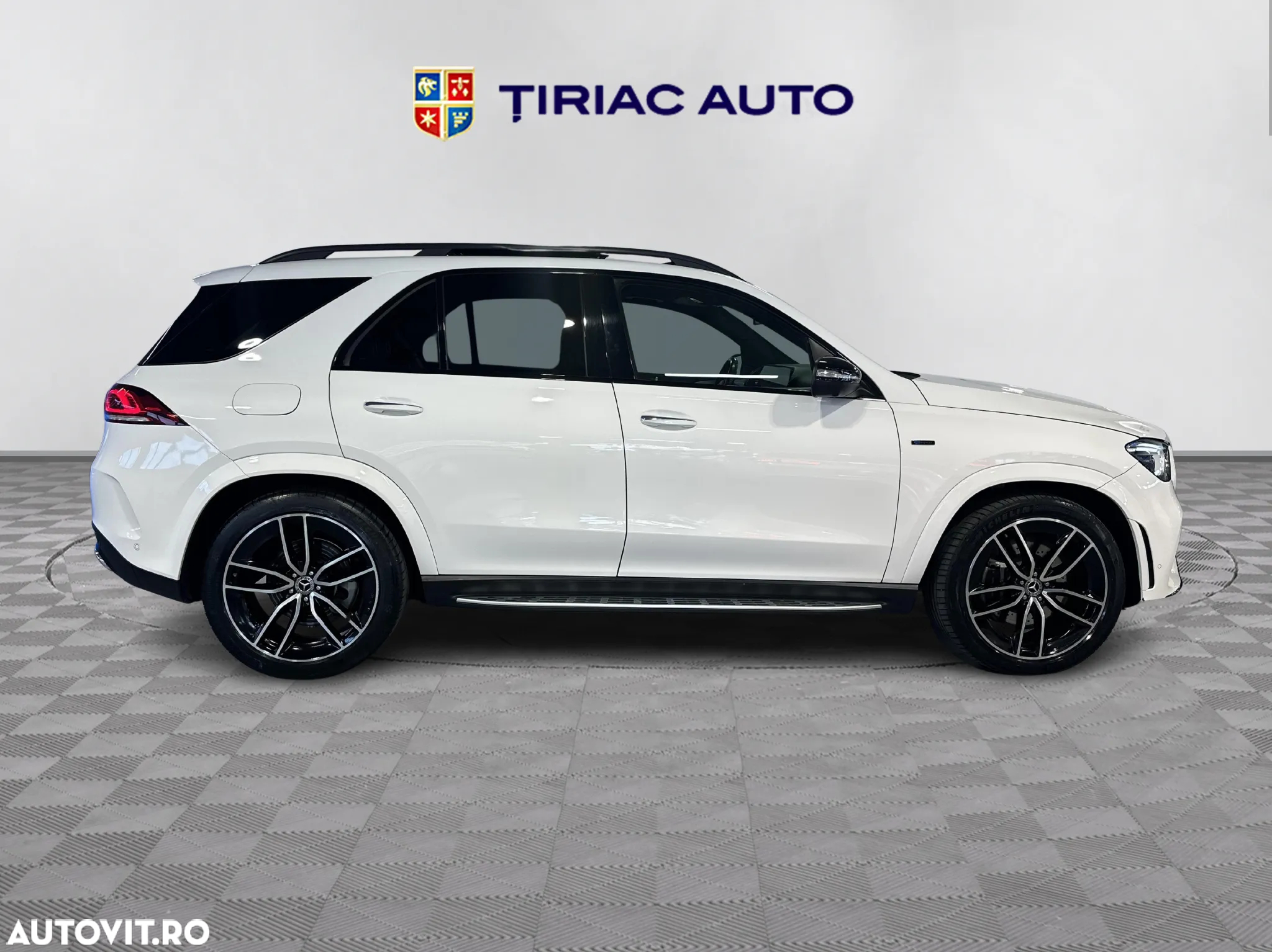 Mercedes-Benz GLE 350 de 4Matic 9G-TRONIC AMG Line - 6