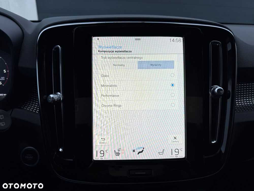 Volvo XC 40 D3 SCR R-Design - 32