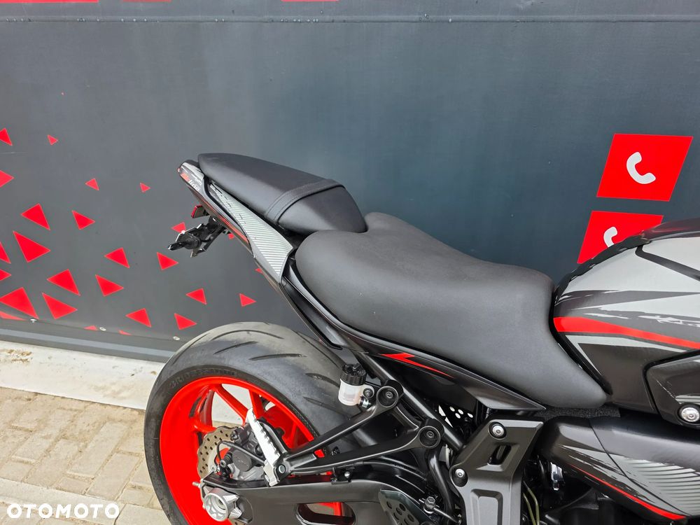 Yamaha MT - 22