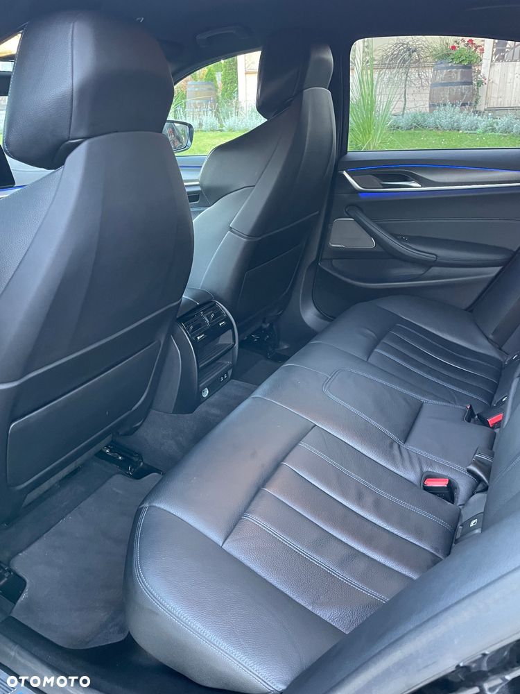 BMW Seria 5 520i M Sport sport - 17