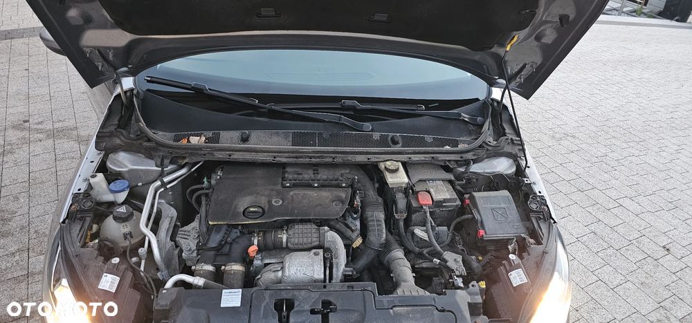 Peugeot 308 SW BlueHDi 120 Stop & Start Allure - 31