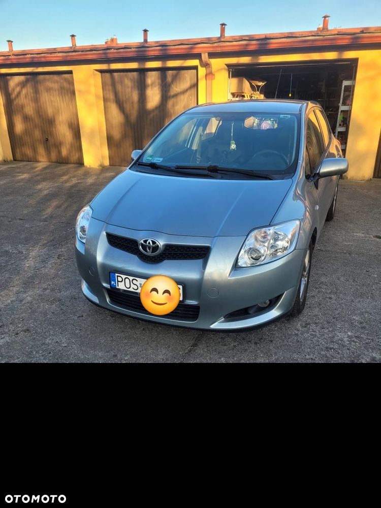 Toyota Auris - 1