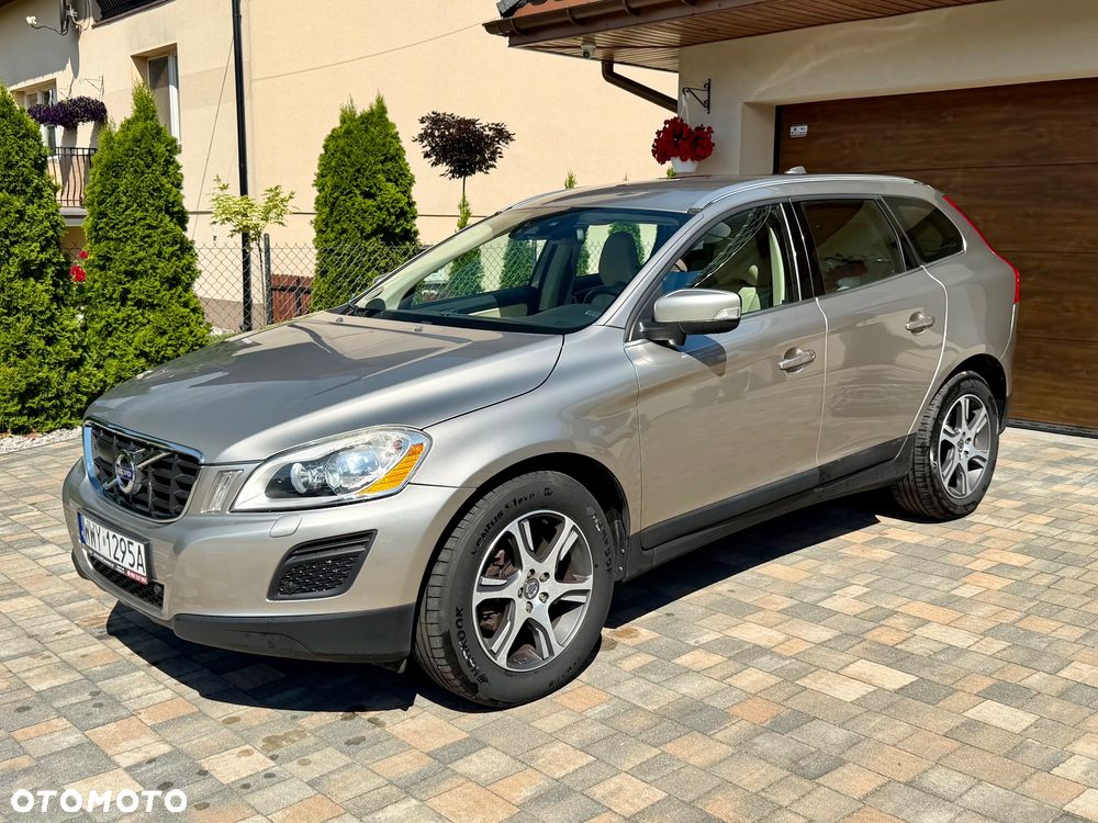 Volvo XC 60 - 1