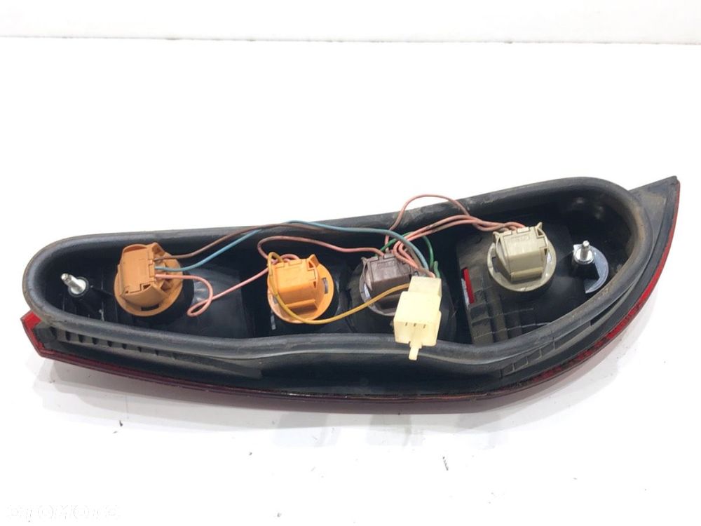 LAMPA PRAWY TYŁ - 419.00 PLN - AIXAM CROSSLINE 2012 - 2016 0.4 4 kW [5 KM] olej napędowy 2012 - - 4