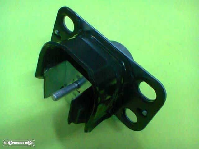 Apoio do motor Renault Kangoo e Clio 1.9d (novo) - 2