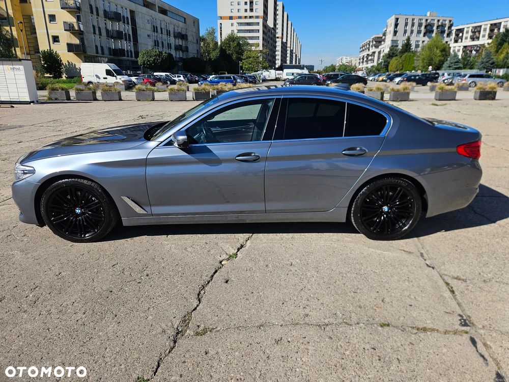 BMW Seria 5 540i GPF xDrive Luxury Line - 4