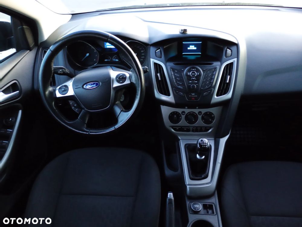 Ford Focus - 11