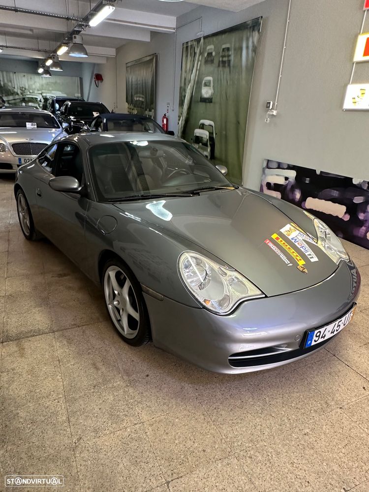 Porsche 911 (996) Carrera 4 - 2