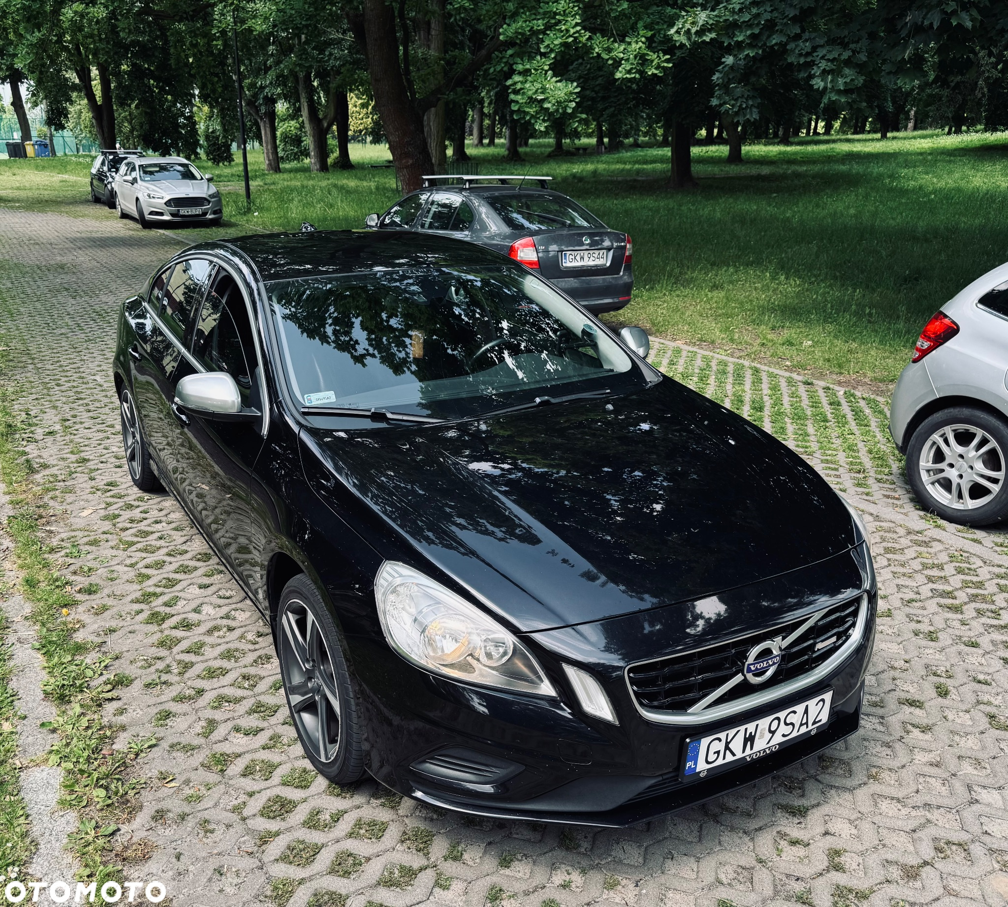 Volvo S60 D2 R-Design - 2