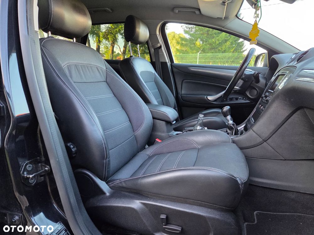 Ford Mondeo 2.0 TDCi Champions Edition - 9