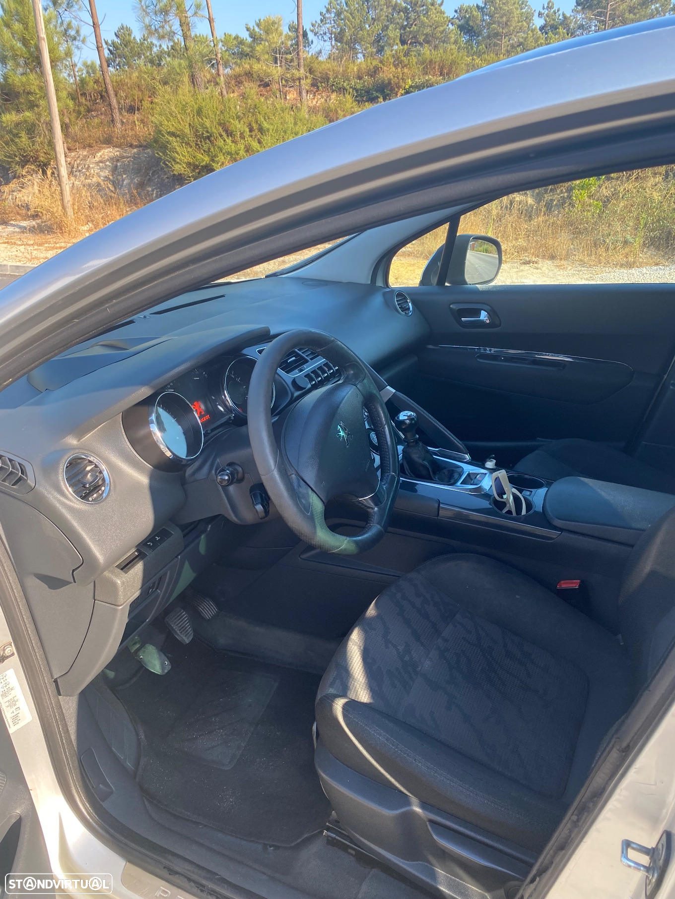 Peugeot 3008 1.6 HDi Premium - 12