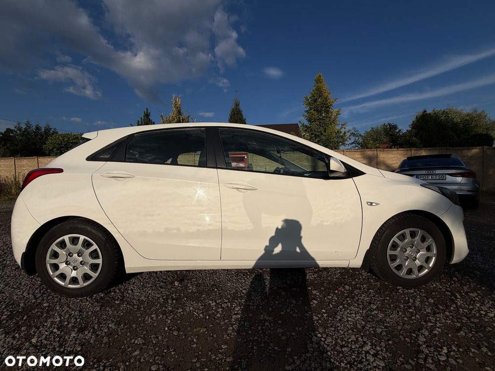 Hyundai i30 1.6 Classic + - 4