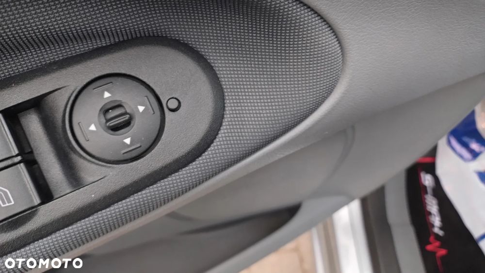 Ford S-Max - 18