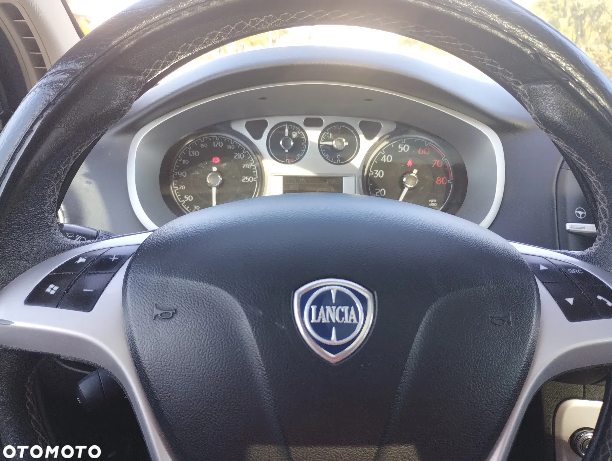 Lancia Delta 1.4 T-Jet Platino - 17