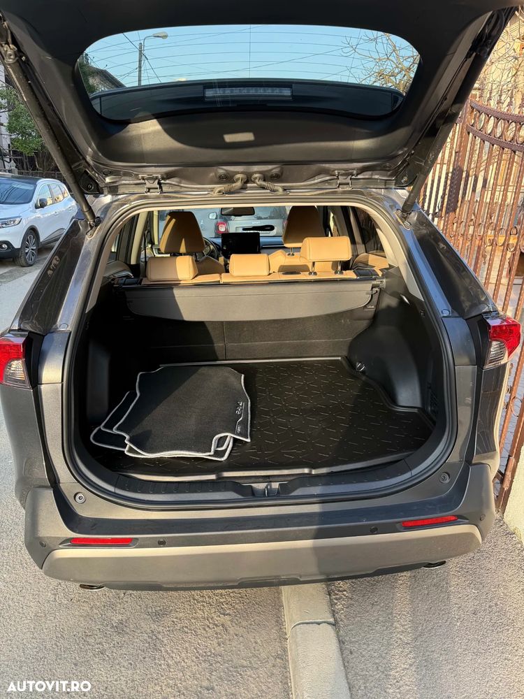 Toyota RAV4 2.5 VVT-iE 4x4 Luxury - 18