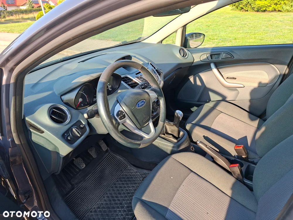 Ford Fiesta 1.4 Trend - 17