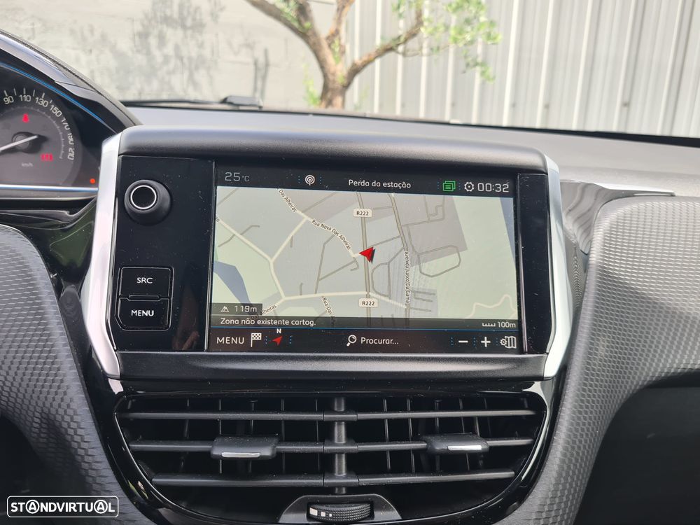 Peugeot 2008 1.6 BlueHDi Allure - 6