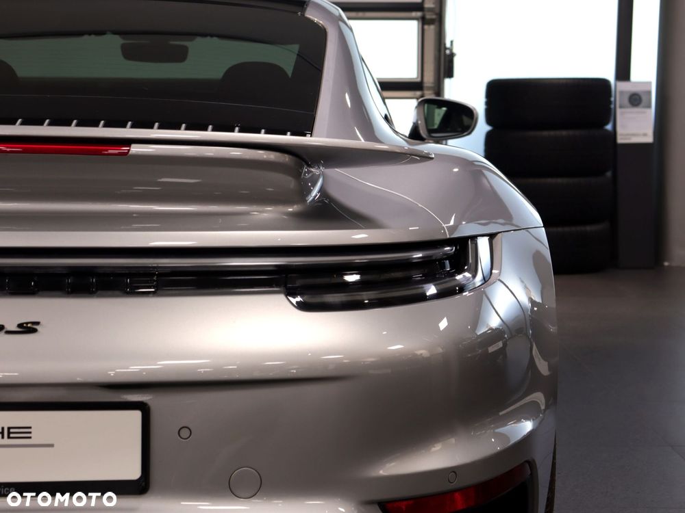 Porsche 911 Turbo S - 10