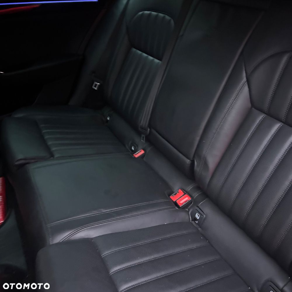 Skoda Superb 2.0 TDI 4x4 L&K DSG - 3