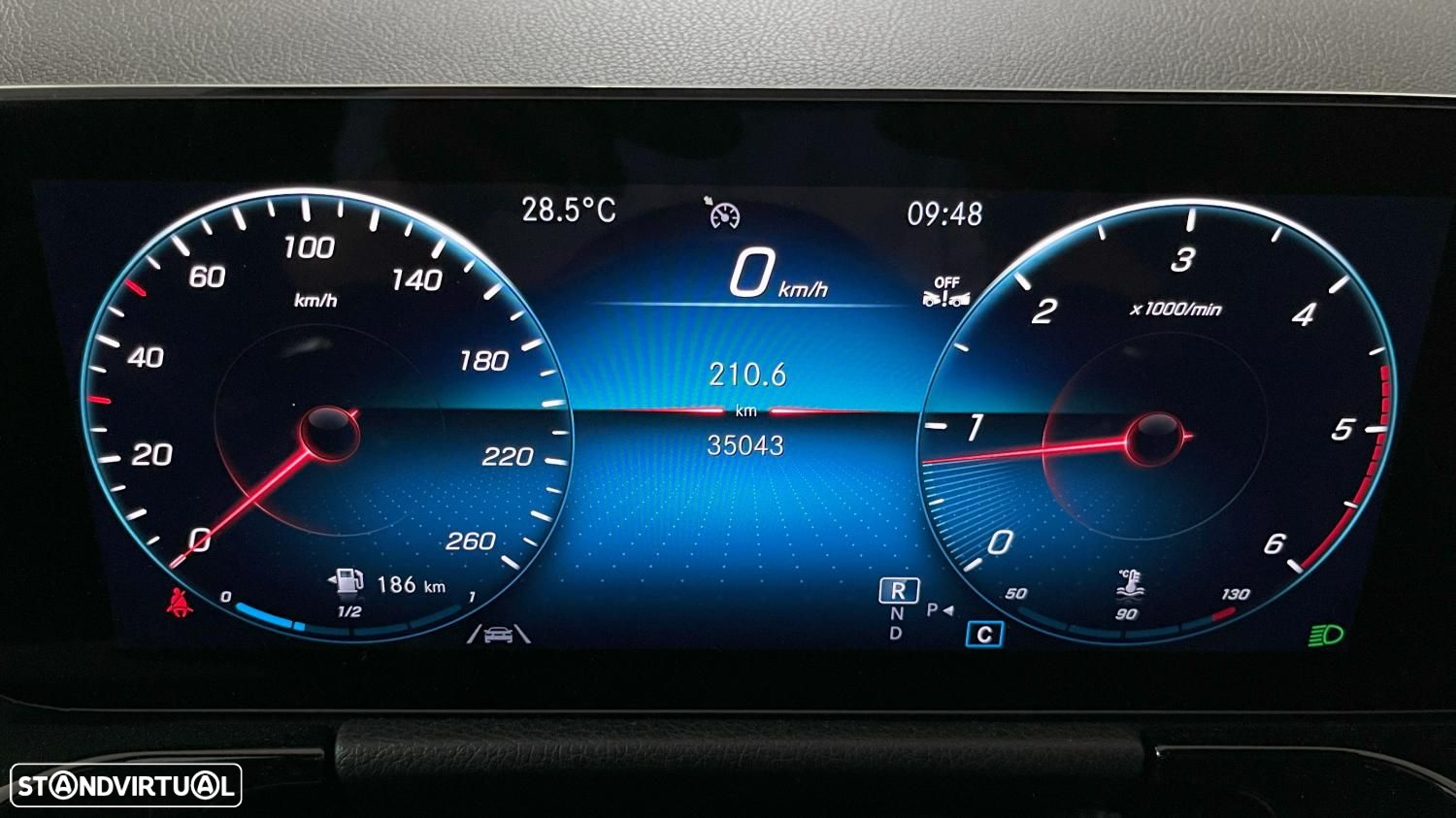 Mercedes-Benz GLA 180 d AMG Line - 20