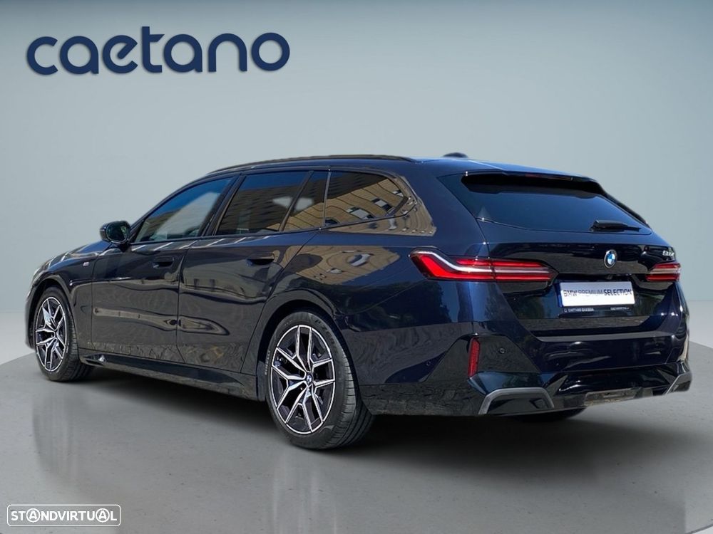 BMW 520 d Pack Desportivo M - 29