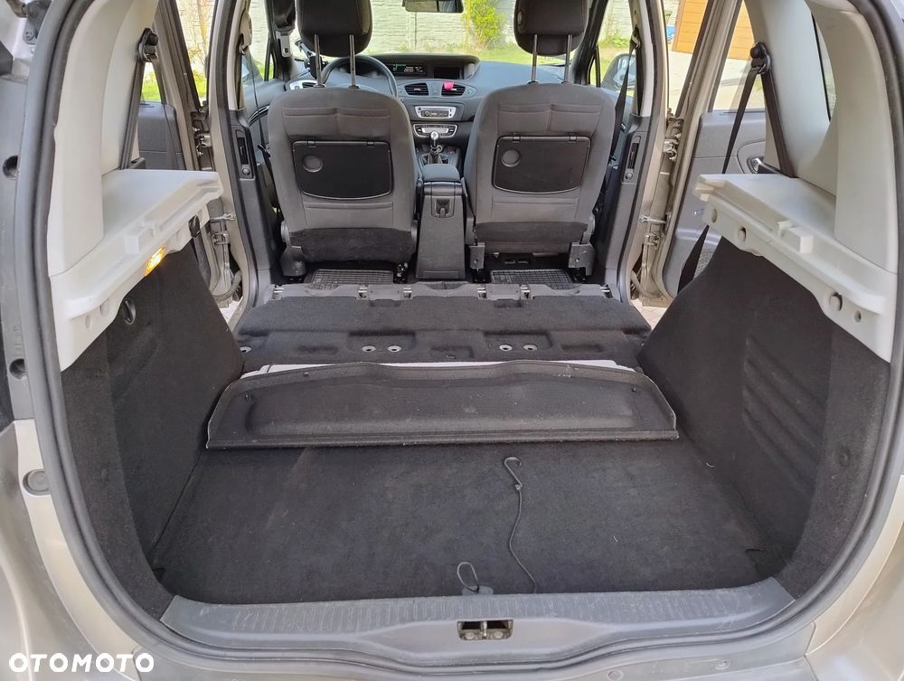 Renault Scenic - 21