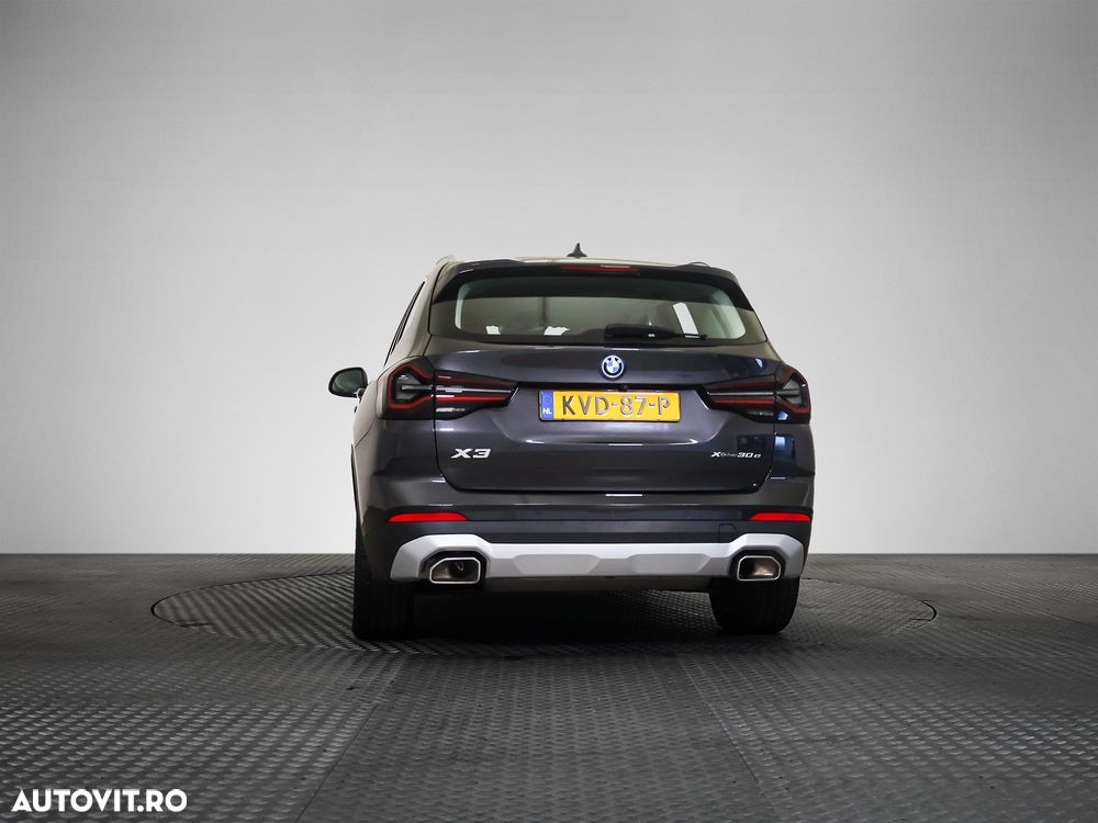BMW X3 2022 — imagine 14