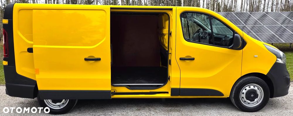Opel Vivaro Trafic - 9