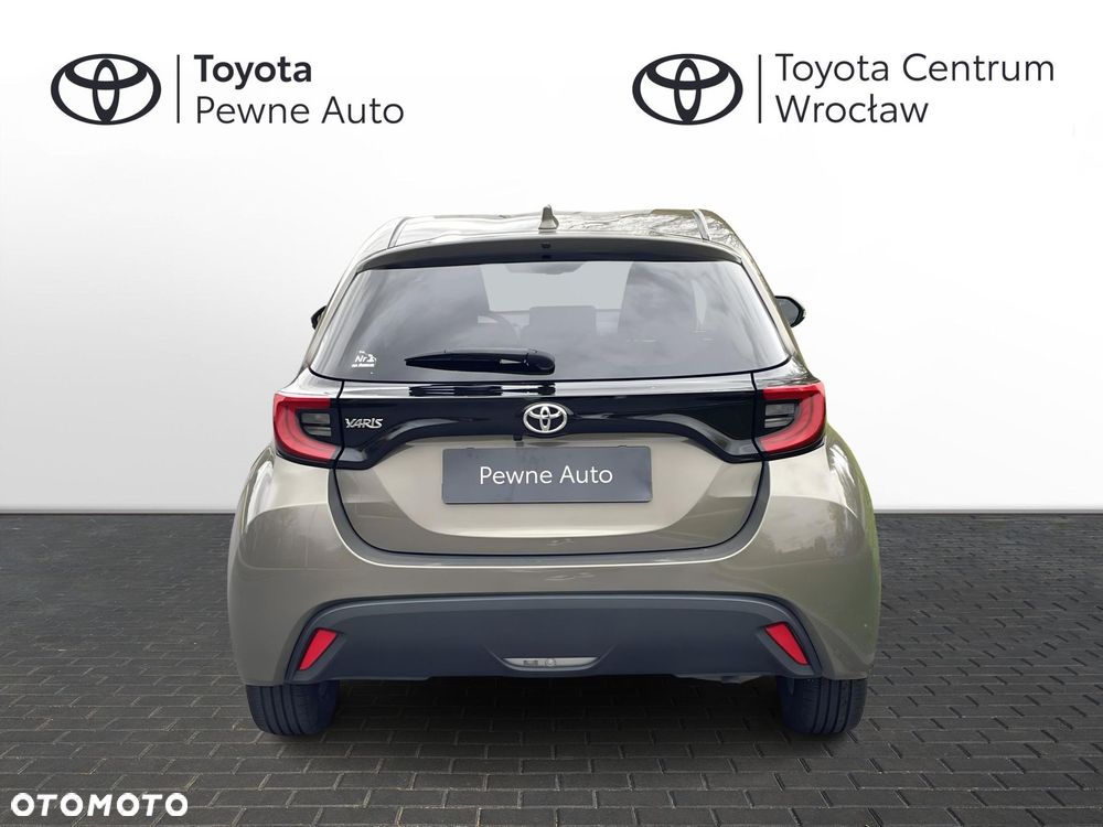 Toyota Yaris - 4