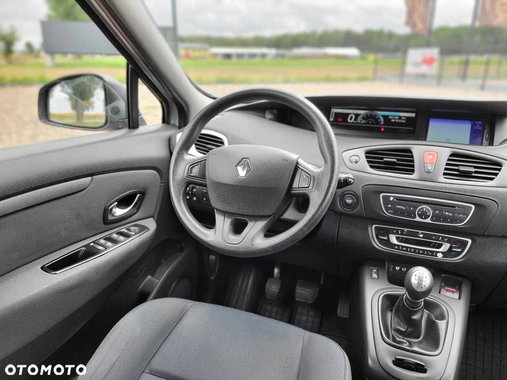 Renault Scenic 1.6 16V 110 Expression - 14