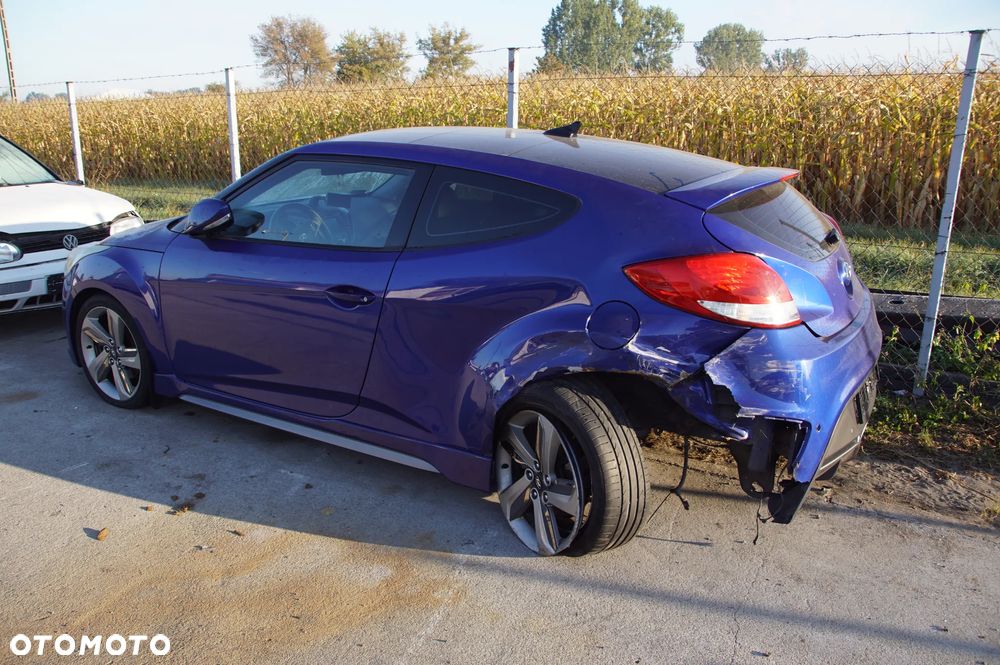 Auto na części - Hyundai Veloster I 1.6 T-GDI 204 KM G4FJ UU9 2013R Silnik Skrzynia Drzwi Maska Zderzak Błotnik Klapa Lampa Szyba Klamka Deska Kokpit Sterownik Moduł Czujnik Licznik Panel Kierownica - 3