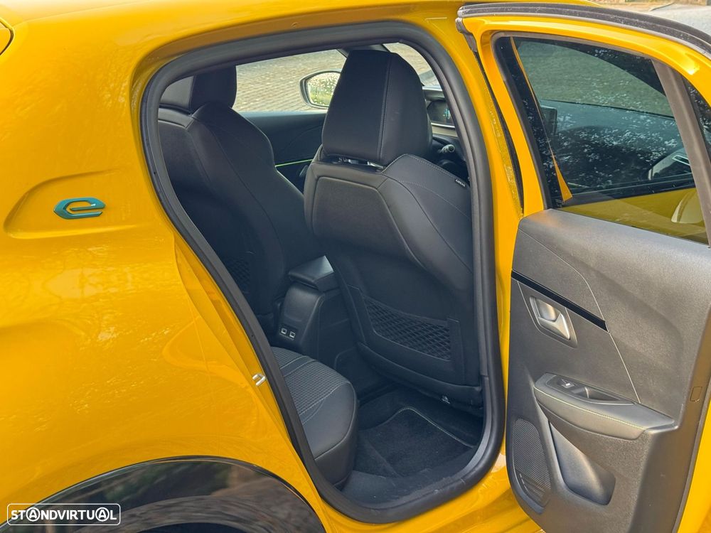 Peugeot e-208 50 kWh GT Line - 42