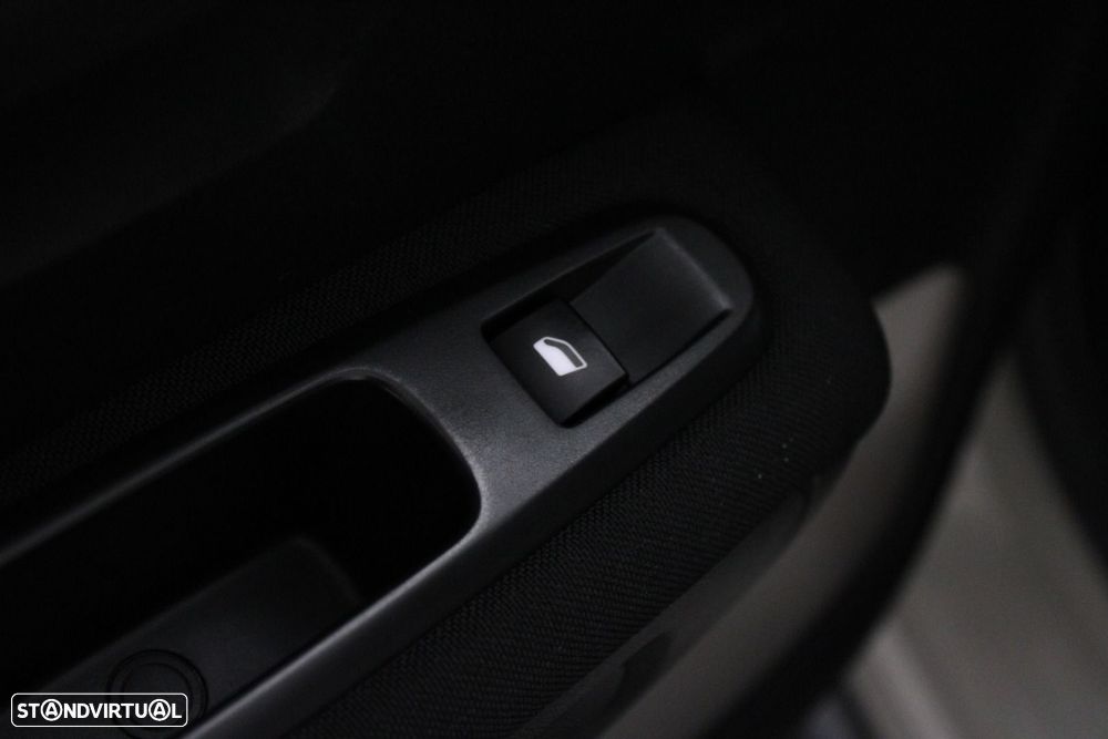 Citroën C3 1.2 PureTech Feel - 26
