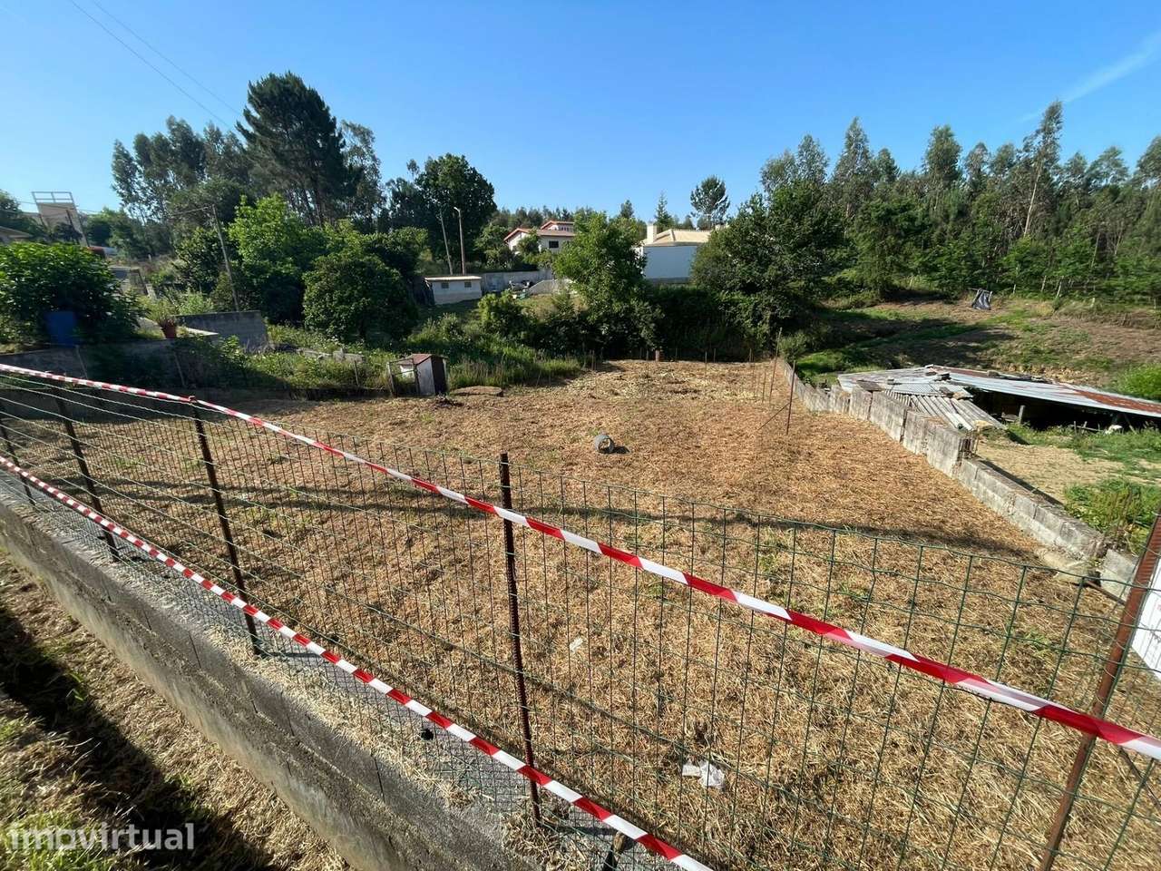 Terreno Urbano de 590 m2 com Elevado Potencial de Construção - Águeda - Grande imagem: 2/21